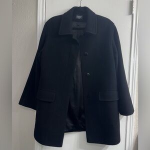 Andrew’s - superfine Virgin wool & cashmere coat size 8 like new